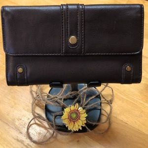 Liz Claiborne Brown Villager Vintage Wallet **~1st 4 Photos Are The Truer Colors